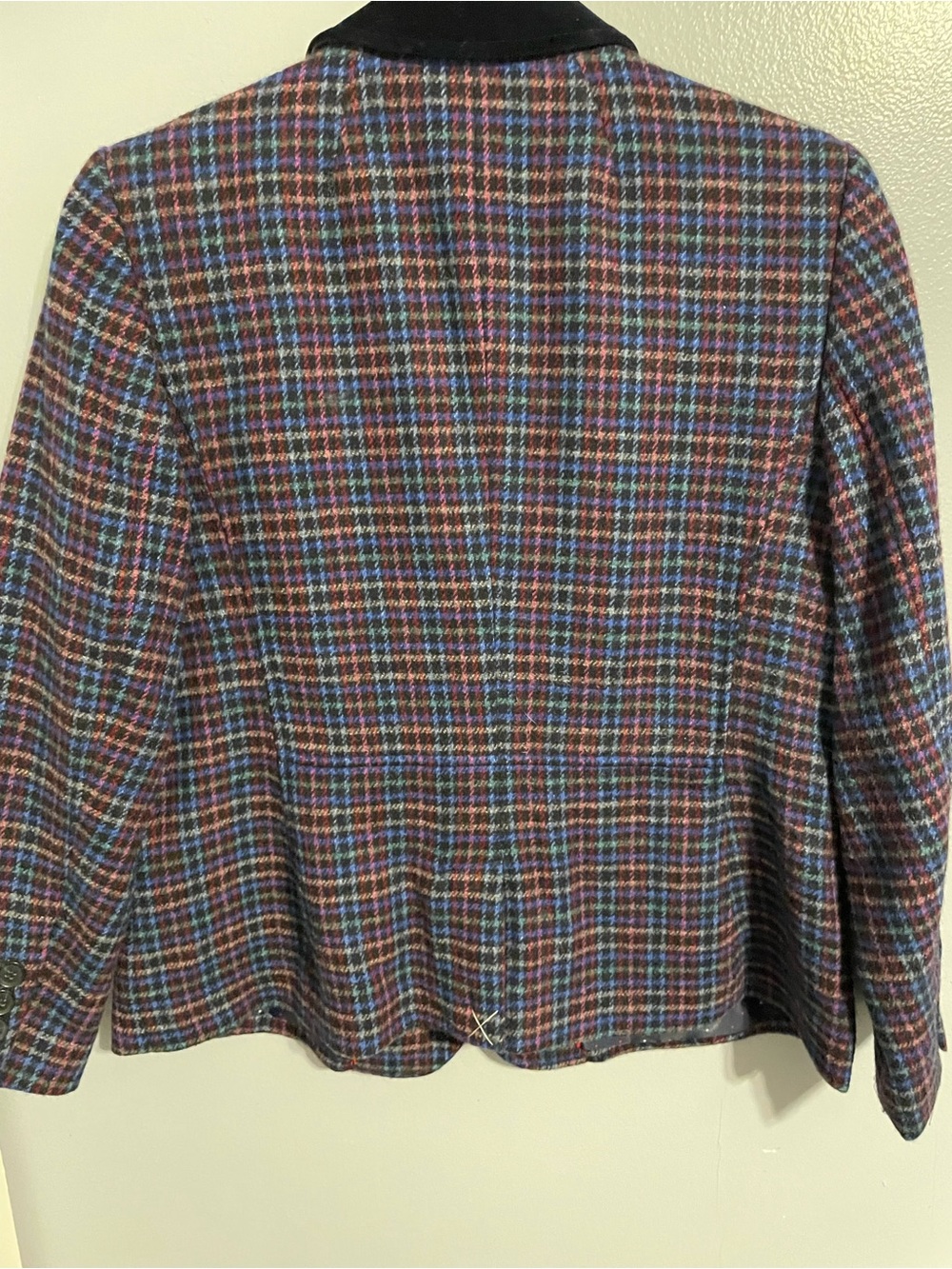 Talbots Multicolor Plaid Wool-Blend Blazer with Black Velvet Collar - Picture 4 of 4
